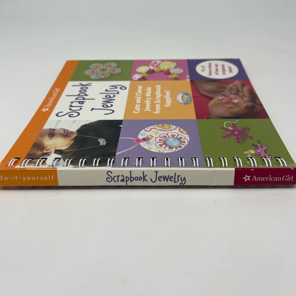 3/$15 AMERICAN GIRL: Scrapbook Jewelry Book - Picture 2 of 6
